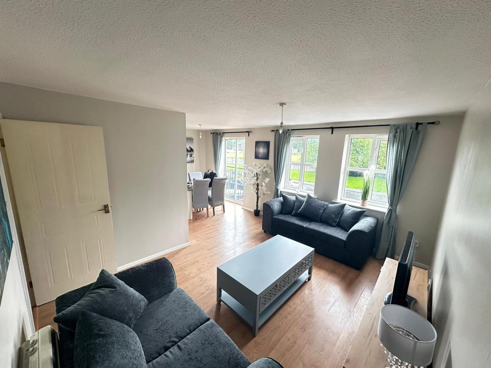 Lovely 2 Dbl Bed Apartment Near Heaton Park And North Manchester Hospital With Parking Exterior foto
