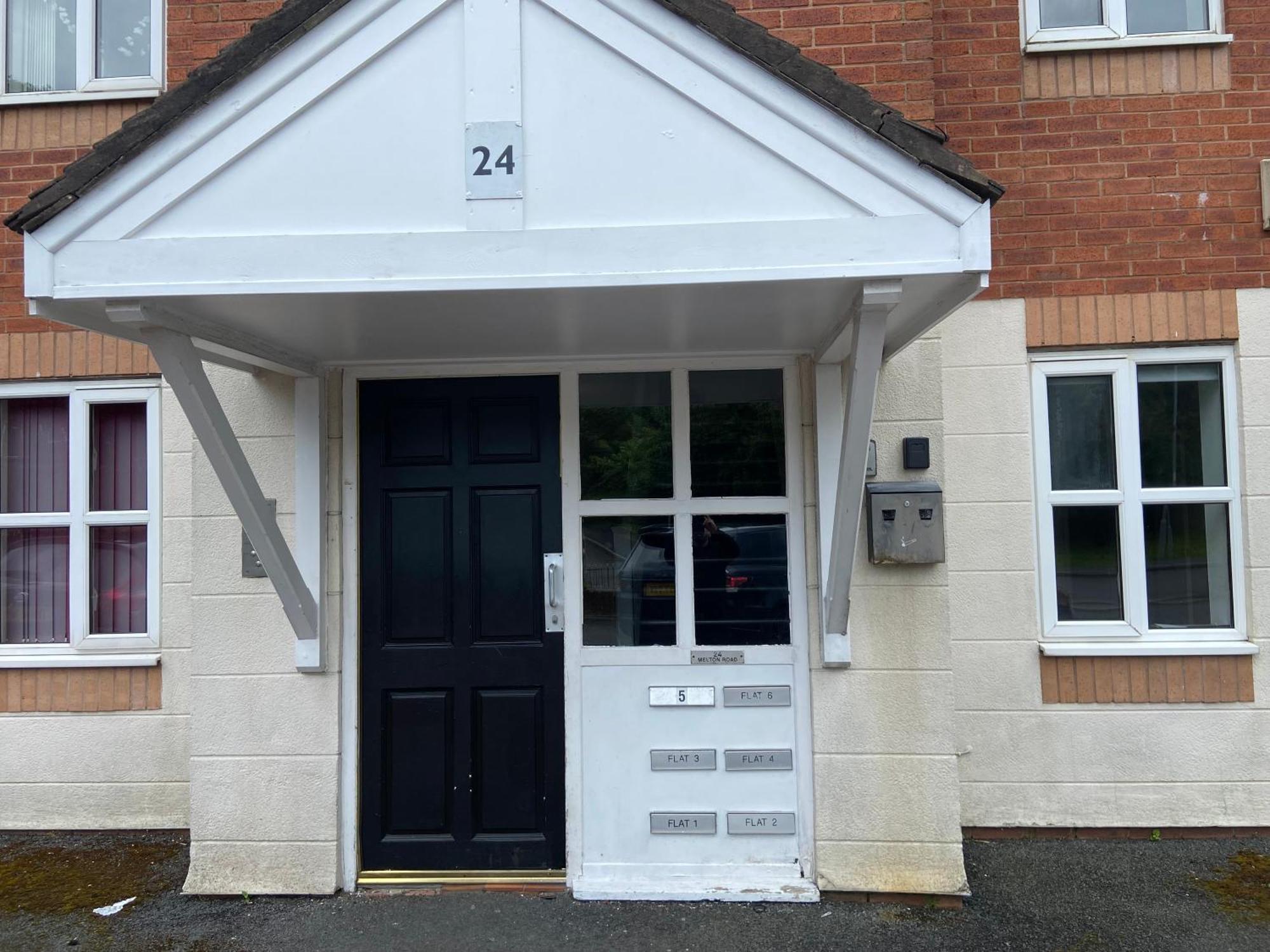 Lovely 2 Dbl Bed Apartment Near Heaton Park And North Manchester Hospital With Parking Exterior foto